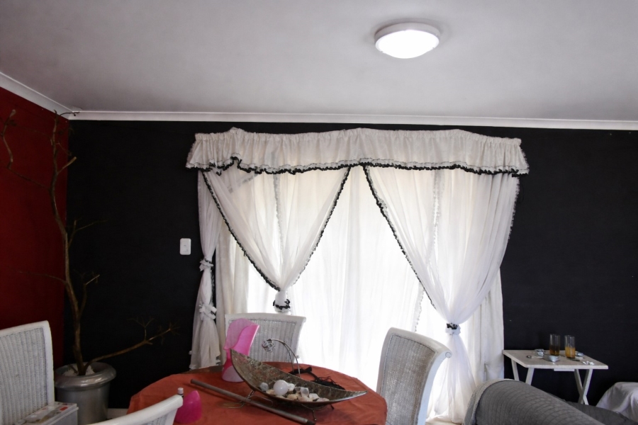 3 Bedroom Property for Sale in Kruisfontein Eastern Cape